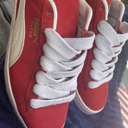 Red Pumas Suede Size 13