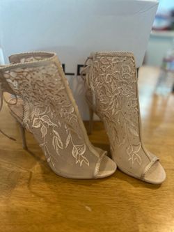 New in box Aldo