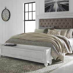 Kanwyn Whitewash King Upholstered Storage Bed

