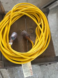 Yellow Outdoor Extension Cord 20A 125V—-50feet cord