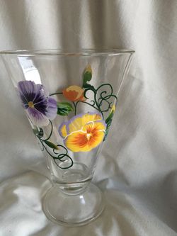 Pretty flower vase
