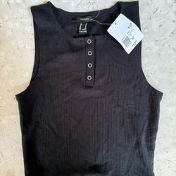 Black Sleeveless Top