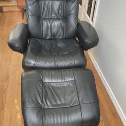 Lane Furniture Stressless Leather Recliner Chair and Ottoman