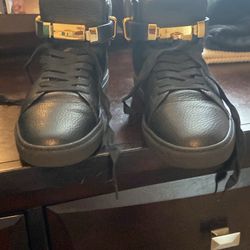 Buscemi Size 10 (43) $100 Firm 