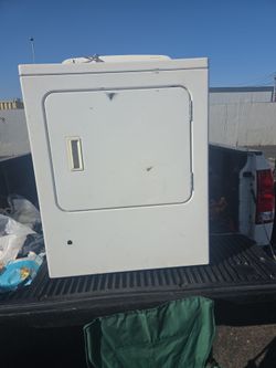 Dryer and washing machine