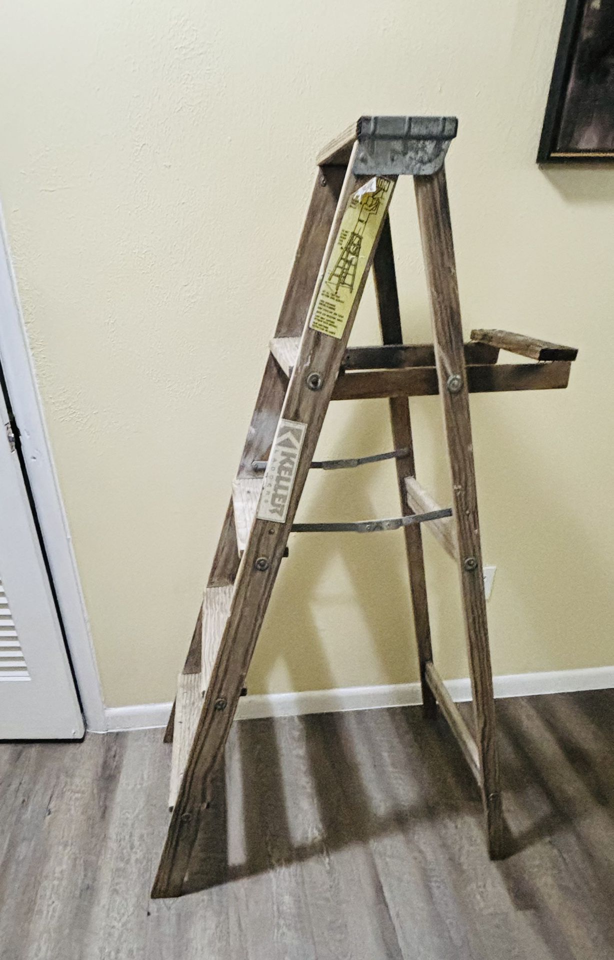 Keller Ladders Wooden Ladder. Wood Latter.