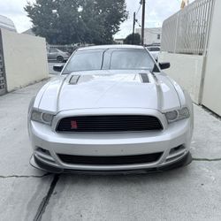 2014 Ford Mustang GT/CS