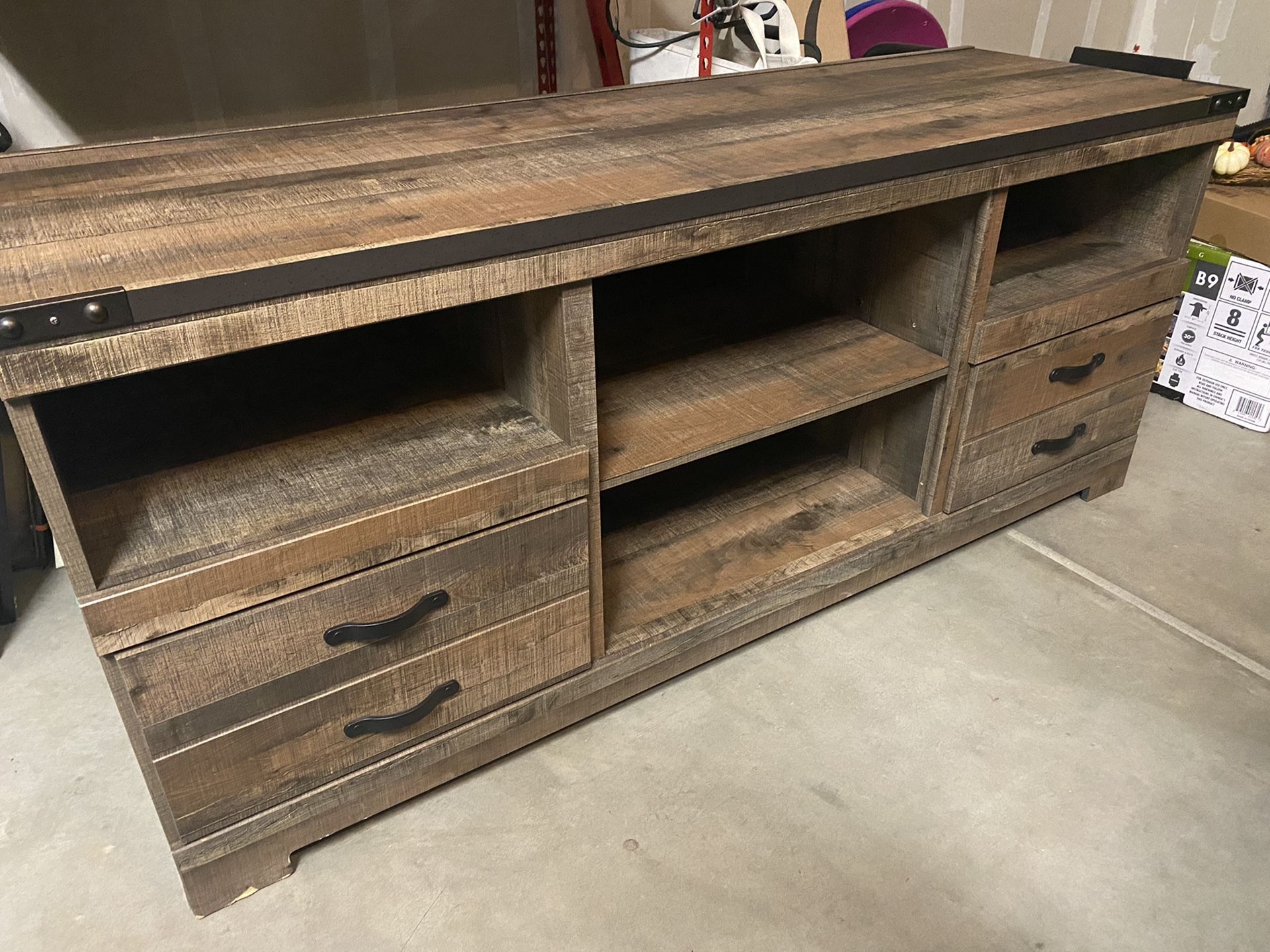 TV stand - distressed wood/farmhouse look