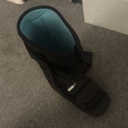 Boot For Healing Leg