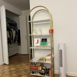 Bookshelf 