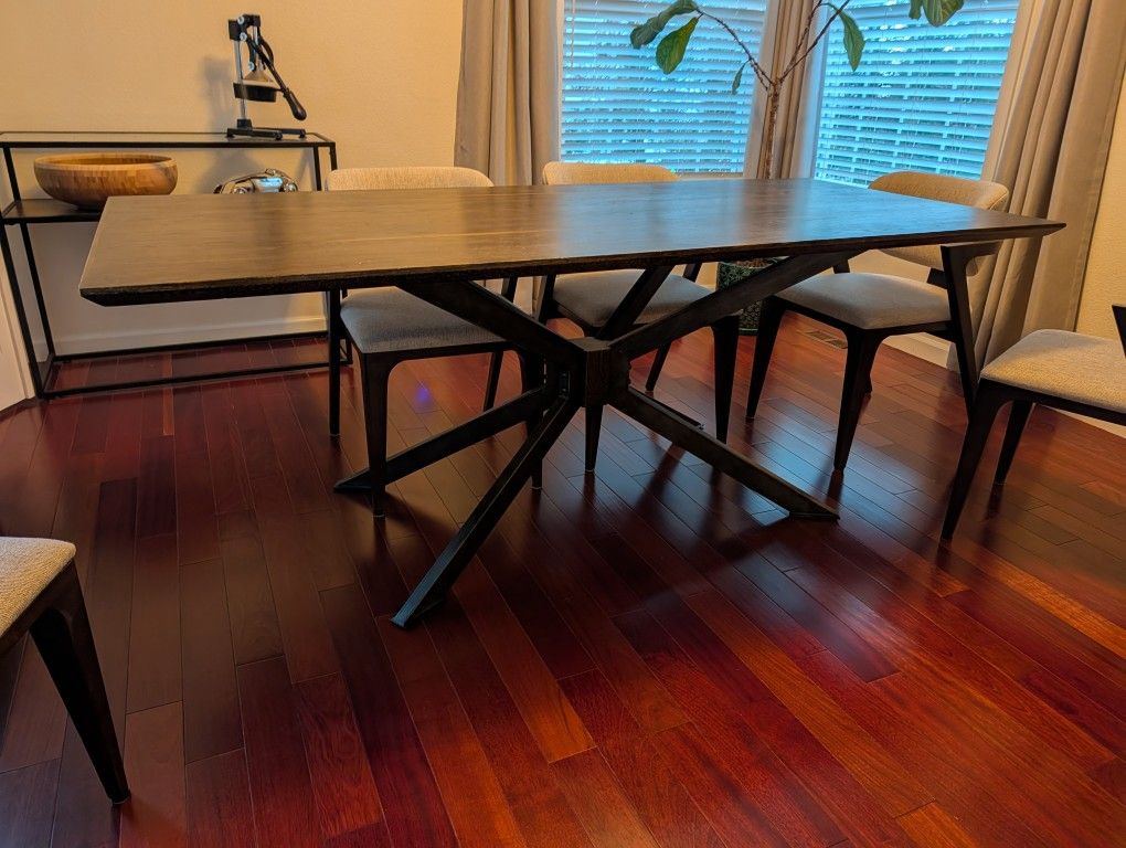 Artesanos Spider Dining Table, Dark Oak