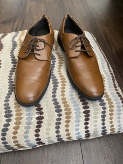 VAN HEUSEN Men’s Larry Dress Shoes Light Cognac Brown Size 11