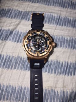 This Men's Orefici Regata Evolution watch features a rose gold-toned case and a perforated dial.