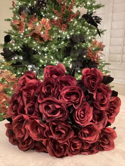 Dark Red Roses With Black Stems And Leaves New Set Of 26.