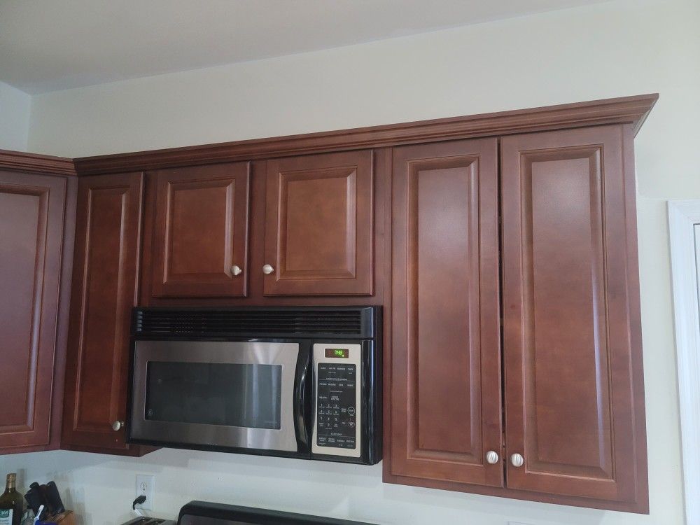 Cabinets And Counter Tops