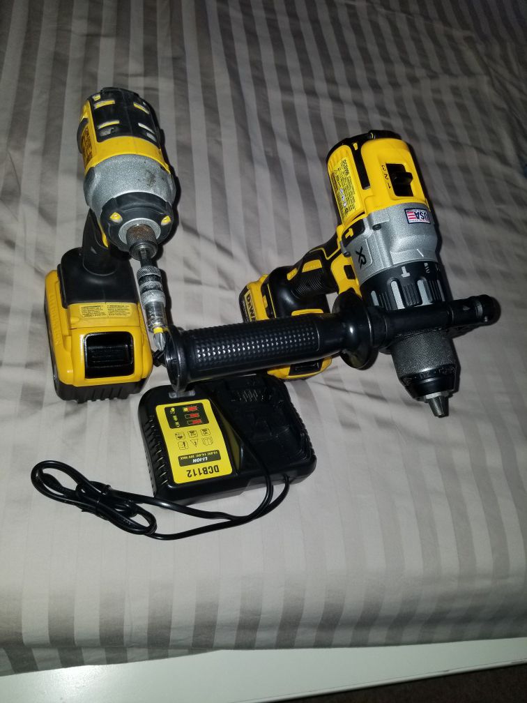 I am selling dewalt20 impact drill5Ah and hammer drill with 6 Ah battery with its charger ÷ in perfect condition no problem interested in buying text
