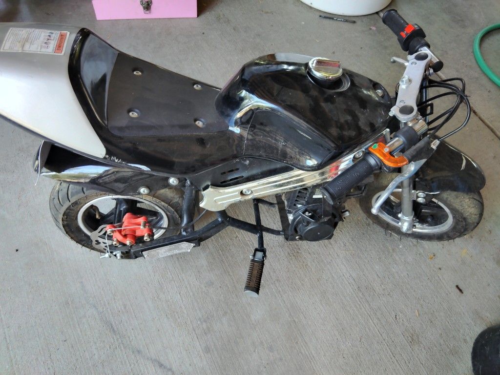Pocket Rocket (Doesn't Start Minor Problem)