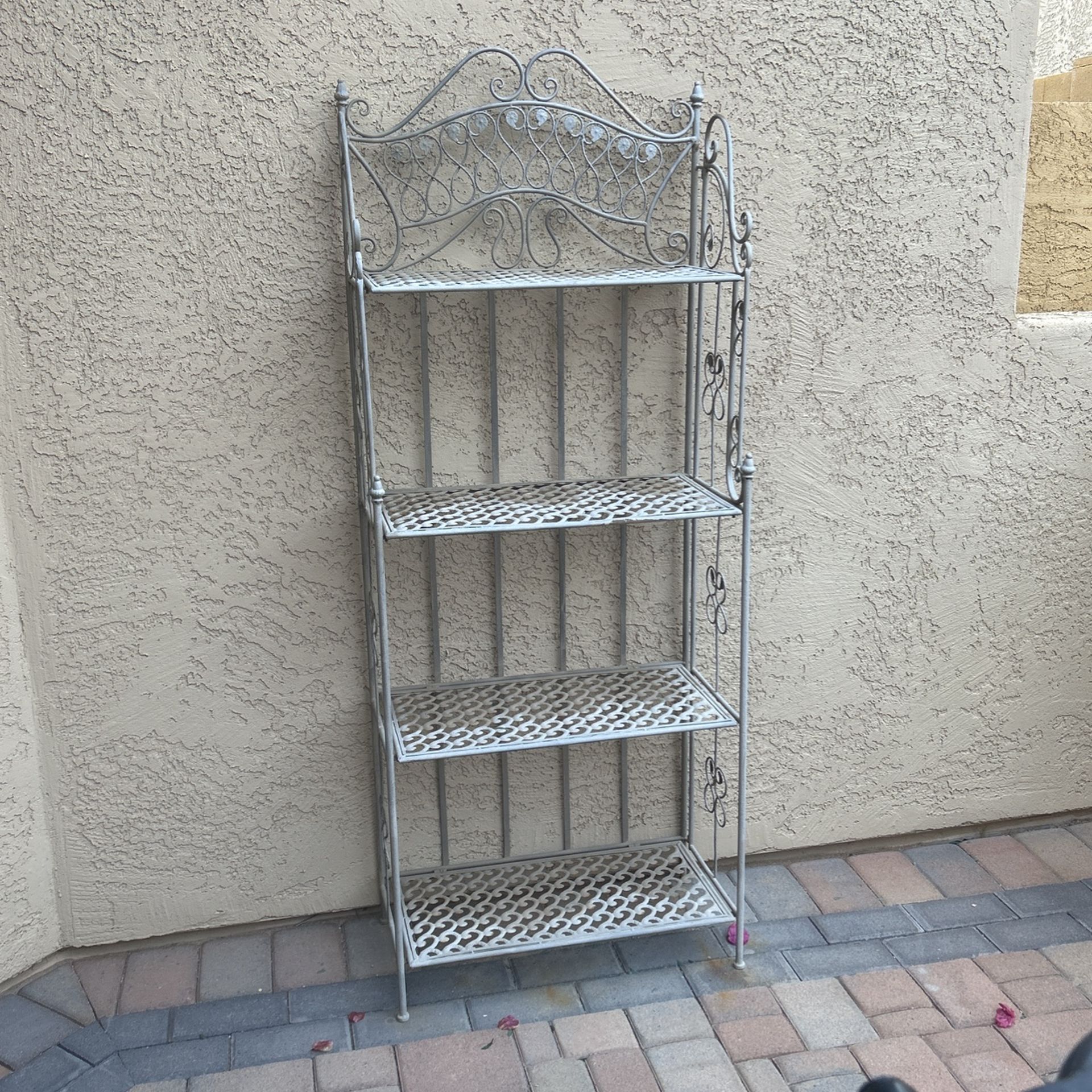 Metal Garden Shelf for Sale in Mesa, AZ OfferUp