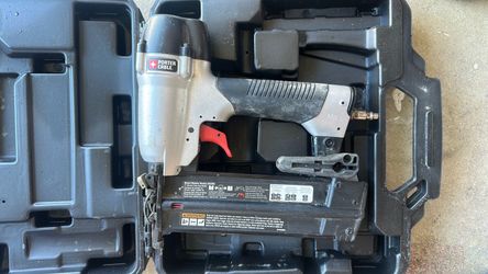 Brad nailer