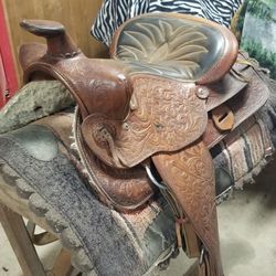 Trail Saddle