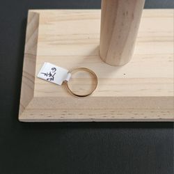 14k Gold Ring Size 6