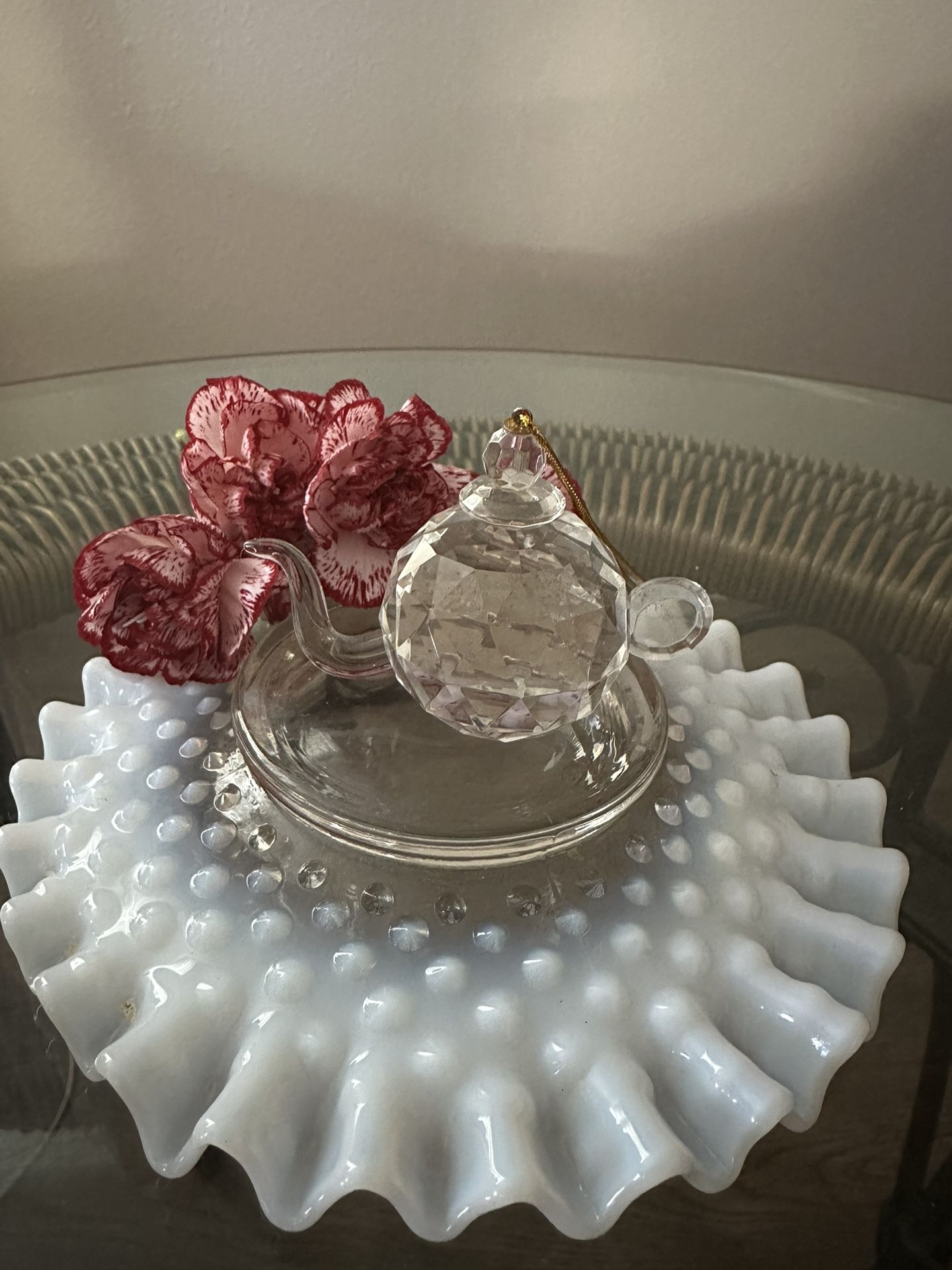 Crystal Minature round Tea Pot Noveltie-Ornament Preowned.