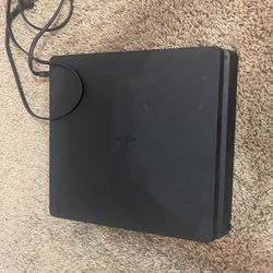 Ps4 Slim (Good condition)