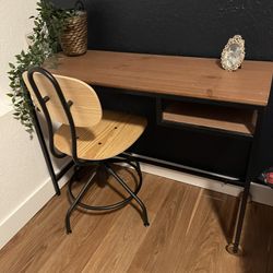 New Ikea Small Desk And Chair 
