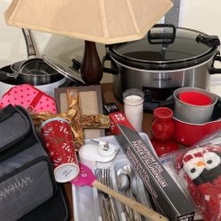 Lots Of Kitchen Home Items … You Get It All