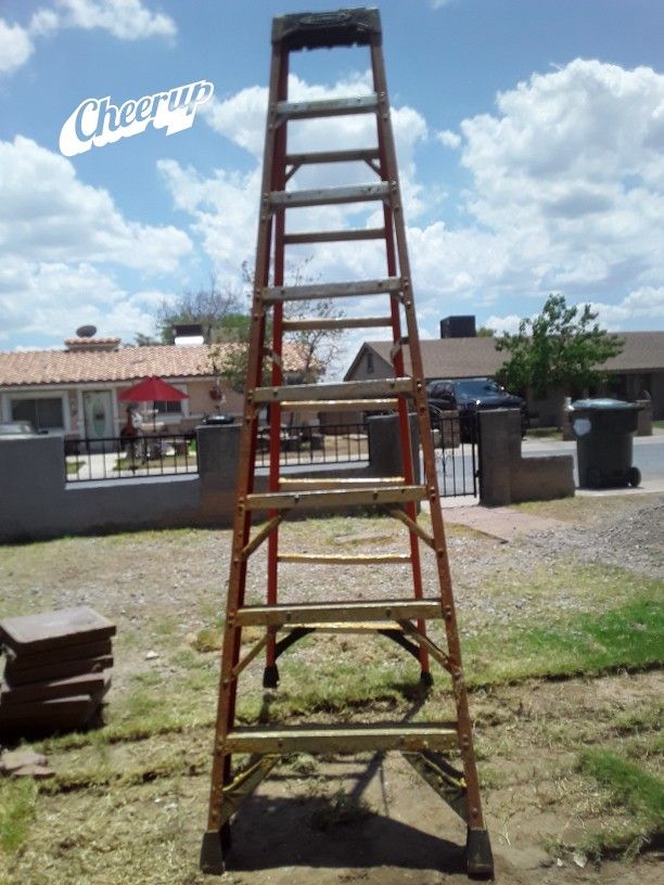 8FT LADDER