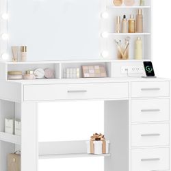 New In Box Makeup Vanity