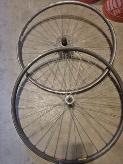 Shimano 105 HB-1055 Matrix Iso C-11 Bike Wheel Set