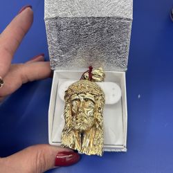 Jesús Pendant 