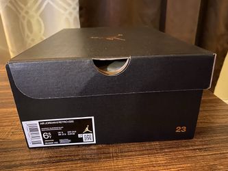 Jordan 6 UNC