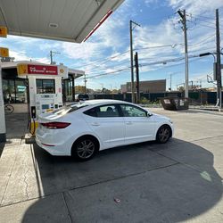 Hyundai Elantra 2018 