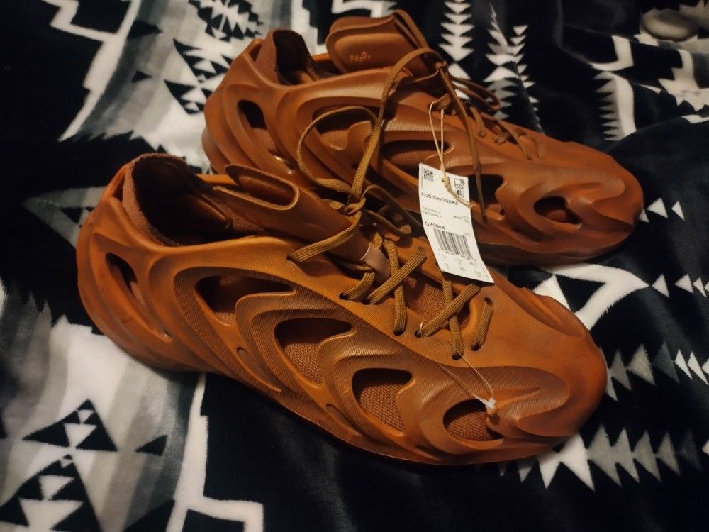 Addidas Size 12 Mens 🔥