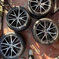 2021 Toyota Camry rims/tires