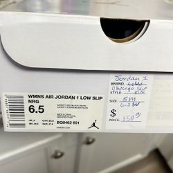 Air Jordan Retro 1 Low Slippers