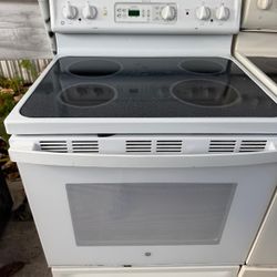 GE Stove 
