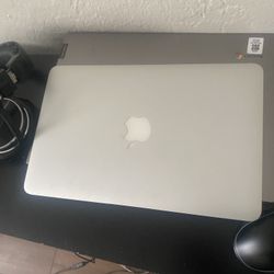 Apple MacBook Air