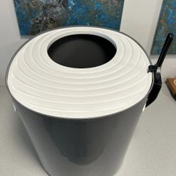 Top Entry Kitty Litter Pan with Grooved Top and Scoop ***NEW***