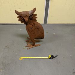 Rustic Owl Metal Sculpture Backyard Art Decoration