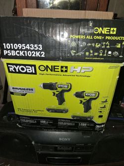 2 Ryobi 18v drills with batterys and charger.brandnew $$50