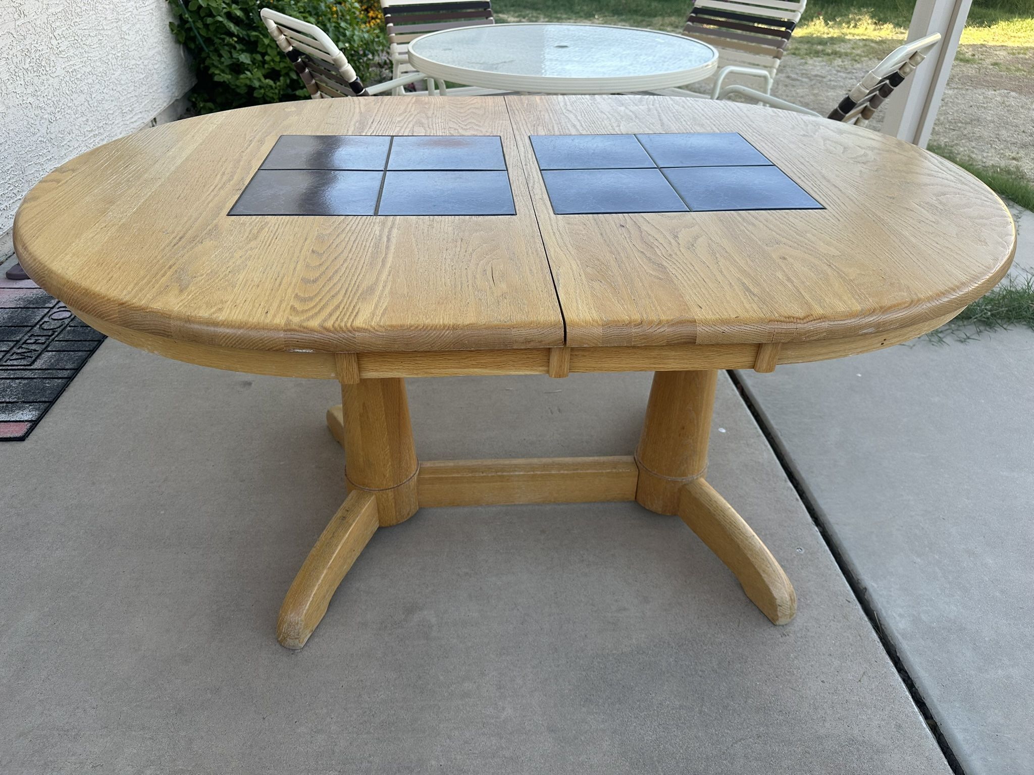 Oak table