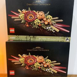 Dried Flower Centerpiece LEGO  10314 Botanical Collections 
