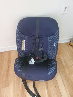 Costco Kids Carseat