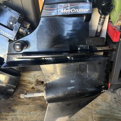 Mercury Bravo 1 Outdrive Assembly 