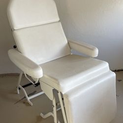 Treatment Chair 