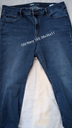 Womens Old Navy 16S Denim Blue Jeans Cropped Pants. Power Straight 38x26x11 Cotton 67%, Polyester 31%, Elastane 2%. East Or West