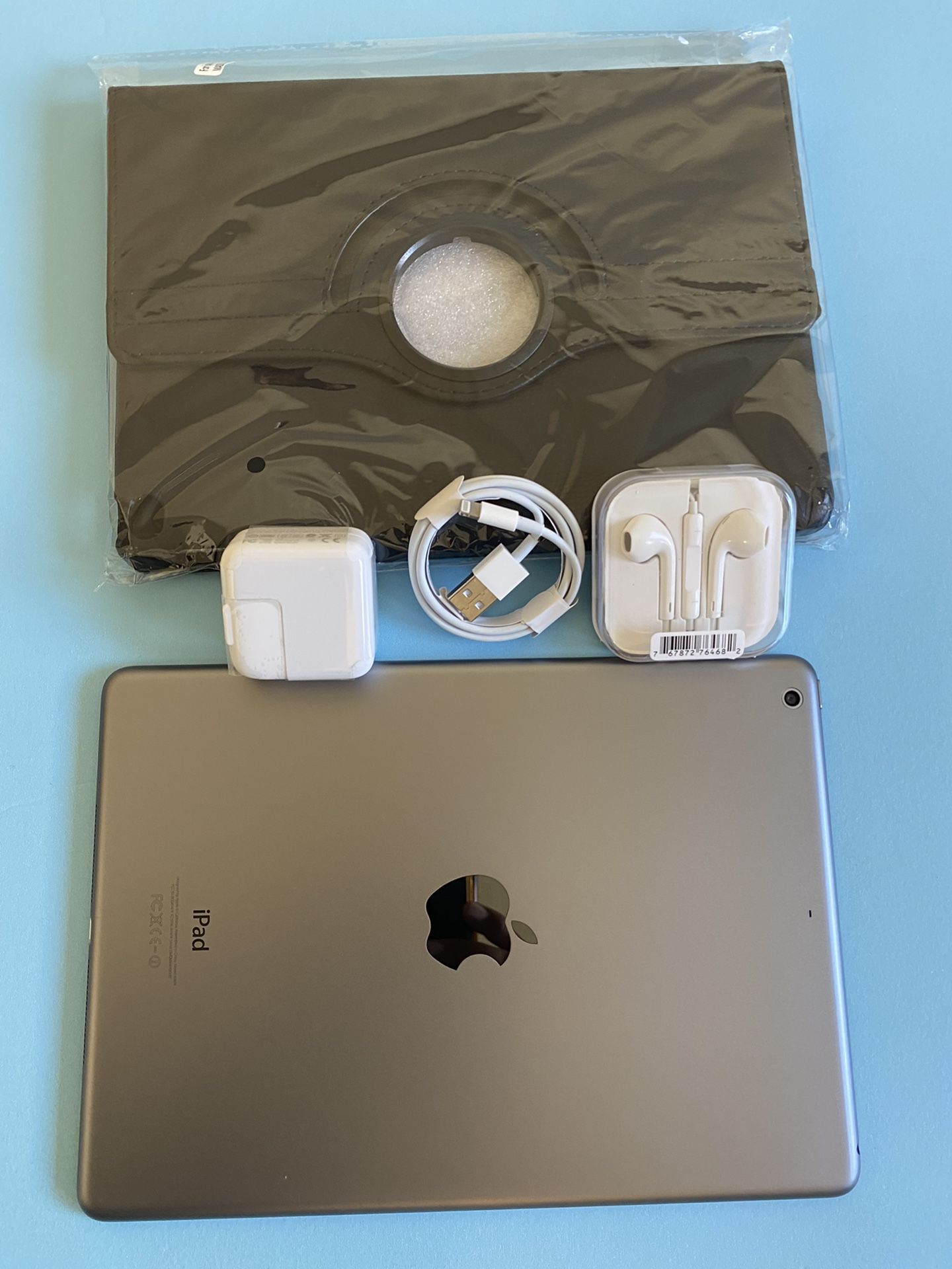 Apple IPad Air (9.7” Retina Display/ IOS 12 / Newer Than Ipad 4th Gen.) 16GB with complete Accessories (Roblox/ Disney+ supported//32GB for $169),All Products : American Fashion Style Bags On Sale